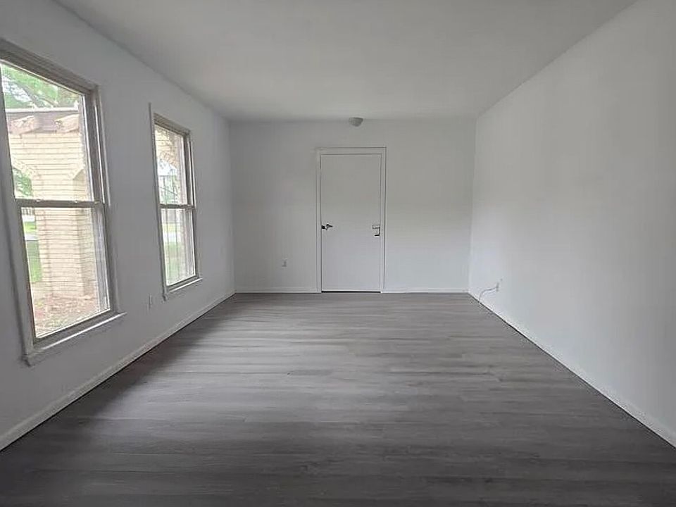 1st image of 430 Avenue B NE #1