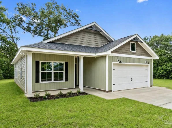 8310 Vickie St, Pensacola, FL 32514