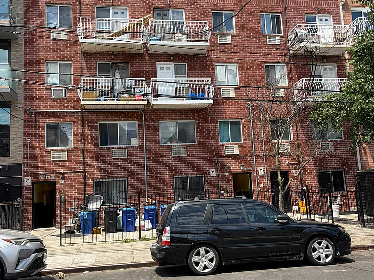 93-11 Lamont Ave #2R — Photo 6