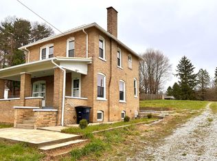 1714 Baltimore Rd NW, Lancaster, OH 43130