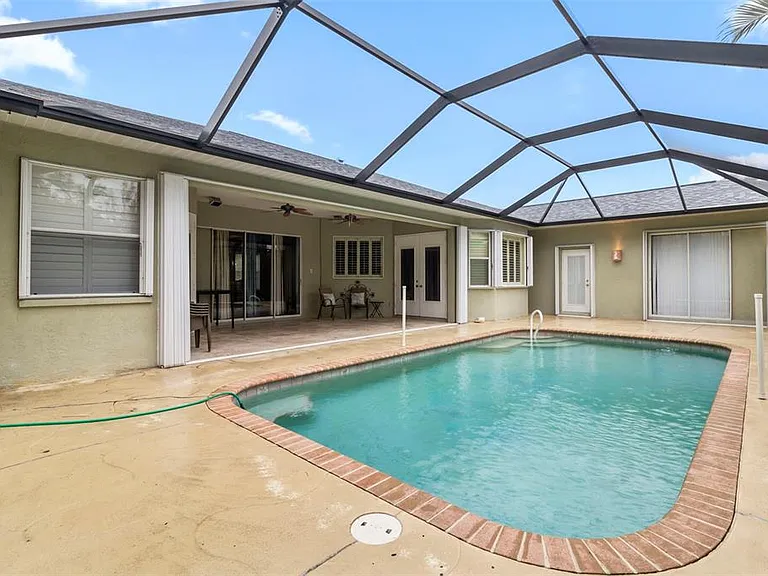 281 Hallcrest Ter — Photo 47