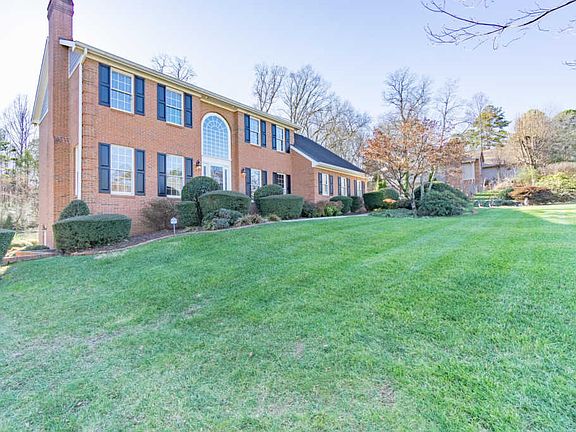 2nd image of 8300 Mill Race Dr
