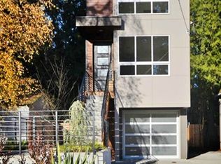 1712 NE 113th St, Seattle, WA 98125