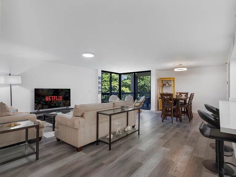 955 Egret Cir #402 — Photo 11