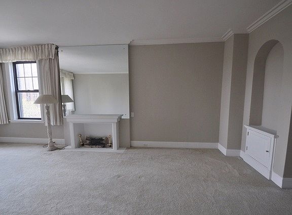 5th image of 7321 S South Shore Dr APT 4D