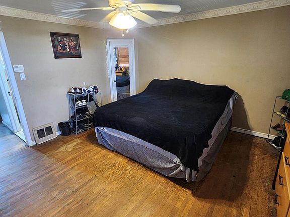 5th image of 6621 Oakland St
