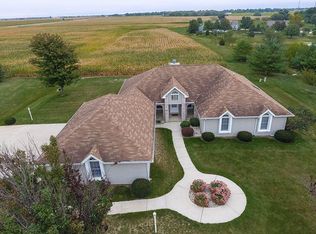 290 Heather Dr, Decatur, IL 62522