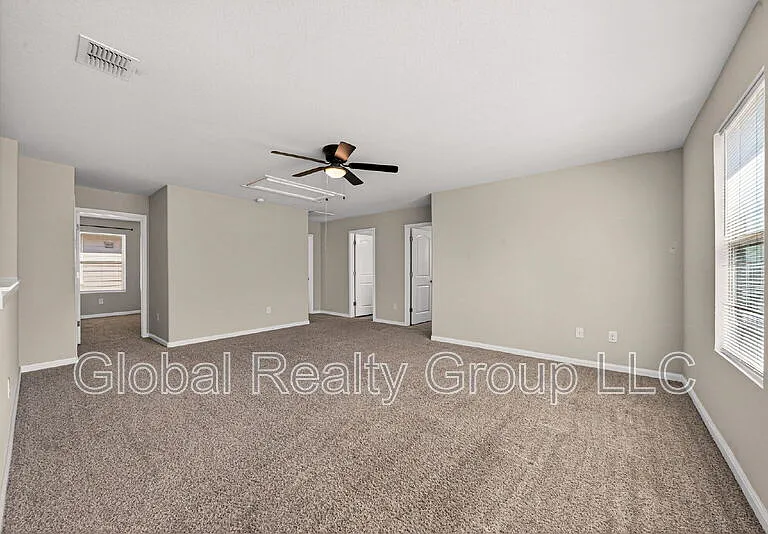 10426 Rosalina Loop — Photo 13