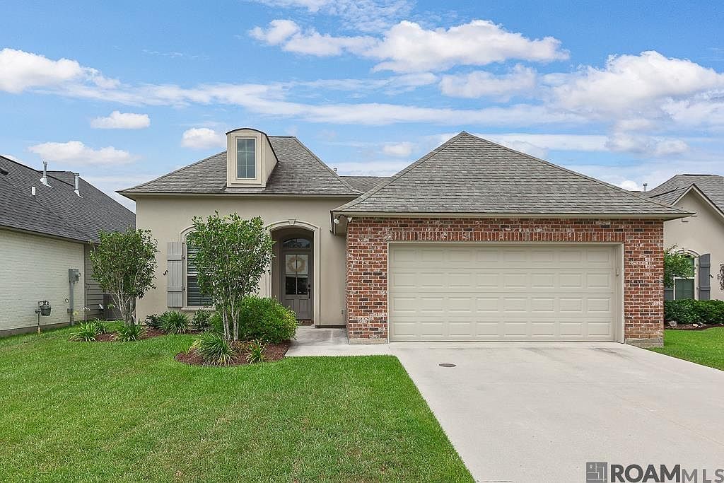 28049 Olympia Ln, Denham Springs, LA 70726 | Zillow