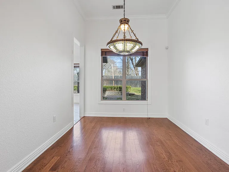 514 S Pierremont Dr — Photo 11