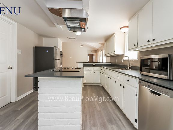 5th image of 6815 Indian Falls Dr