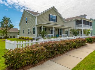 1161 Peacehaven St, Mount Pleasant, SC 29466