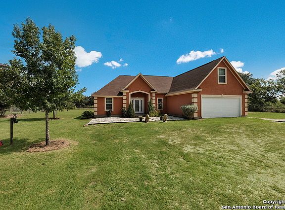 2nd image of 341 County Road 6720
