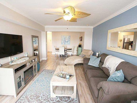 2nd image of 55 Monroe Blvd APT 4F