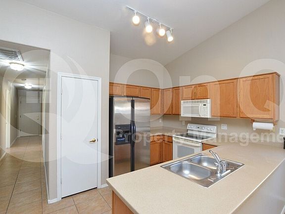 3rd image of 9273 W Mission Ln