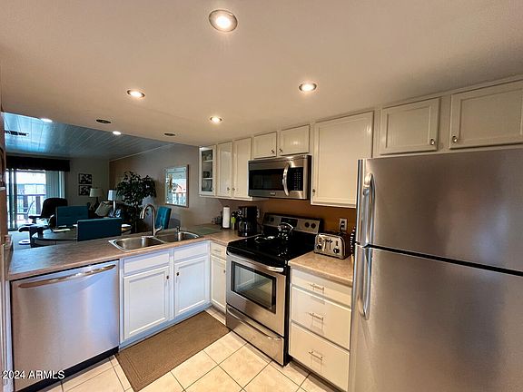 4th image of 4354 N 82ND Street #213