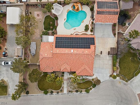 4th image of 5201 Elvis Presley Ct