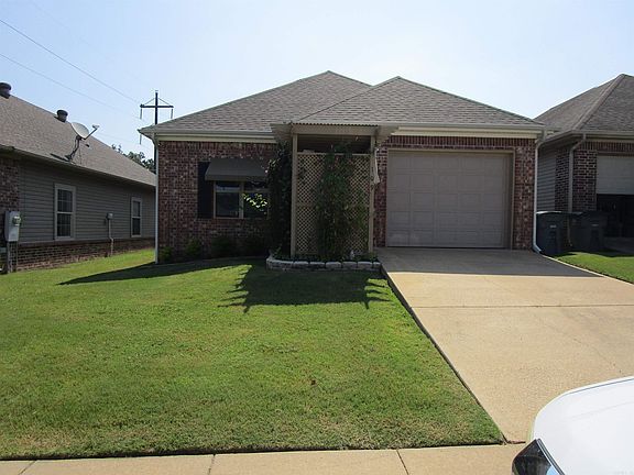 2nd image of 109 Lily St