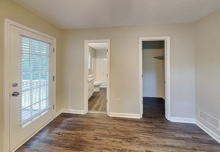 125 Azalea Dr — Photo 5