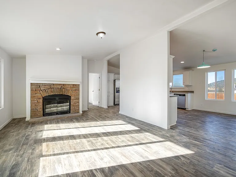 45999 South Dr — Photo 5