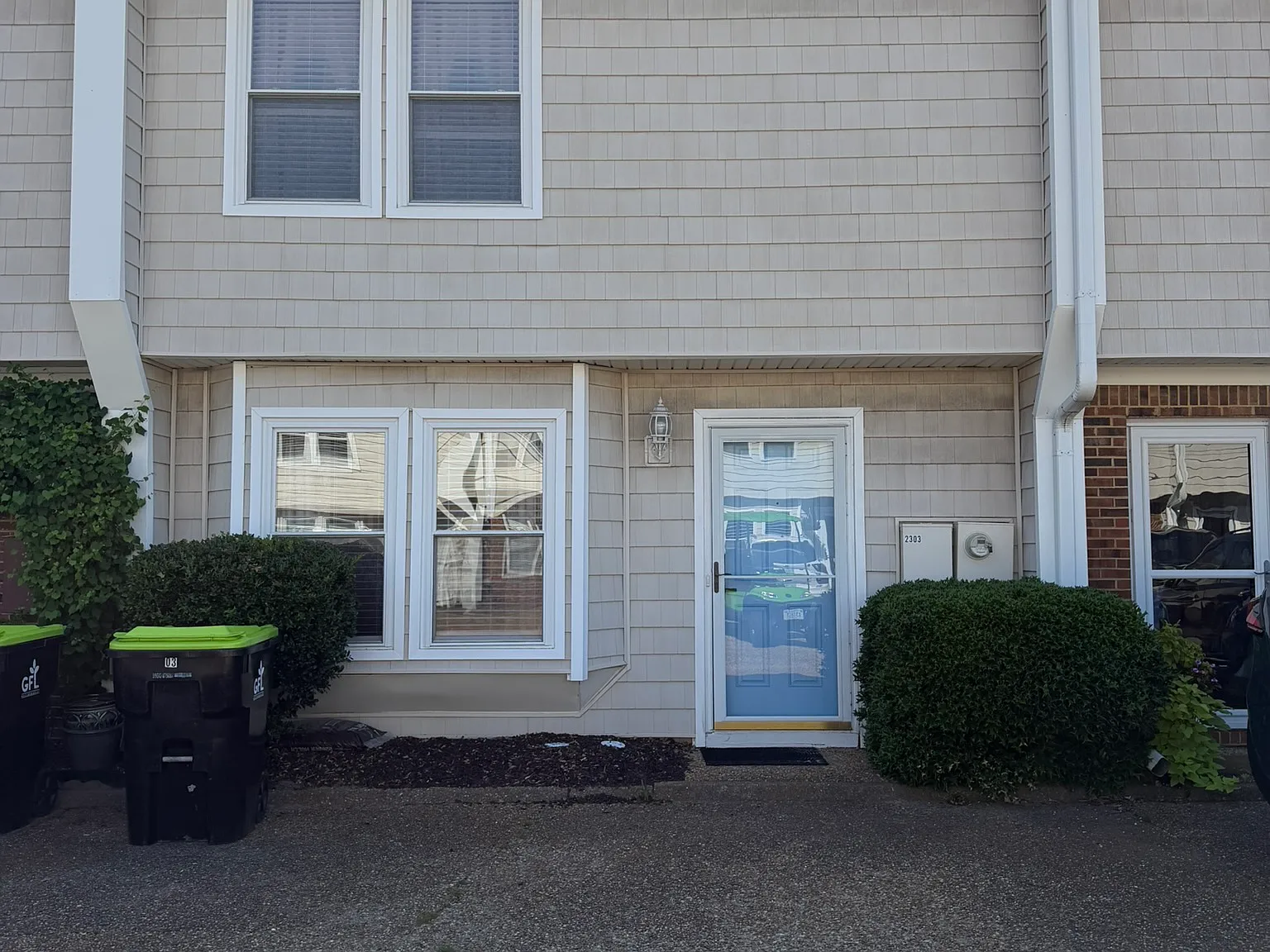 3 bed, 2.5 bath, 1492 sqft, $2,850 — Photo 1