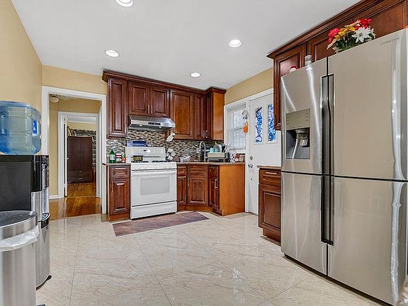 4th image of 82-41 266th St #1