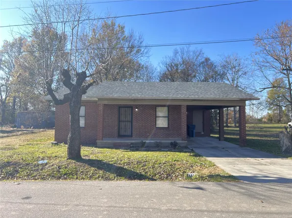 209 Poplar St, Hayti, MO 63851