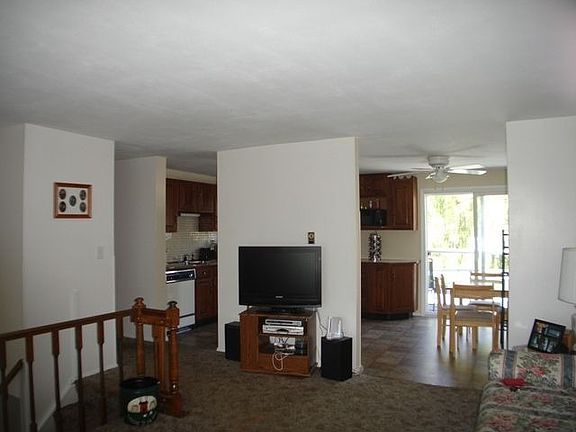 4th image of 8226 Sarona Ln