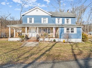99 Walnut Valley Rd, Blairstown, NJ 07825