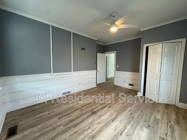 304 N 11th St #C — Photo 6