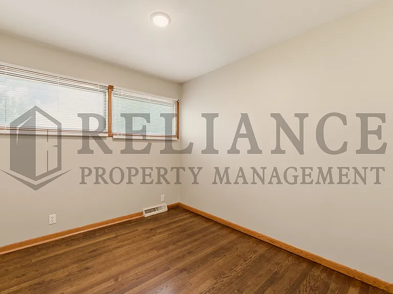 1415 N Prairie Ln — Photo 28