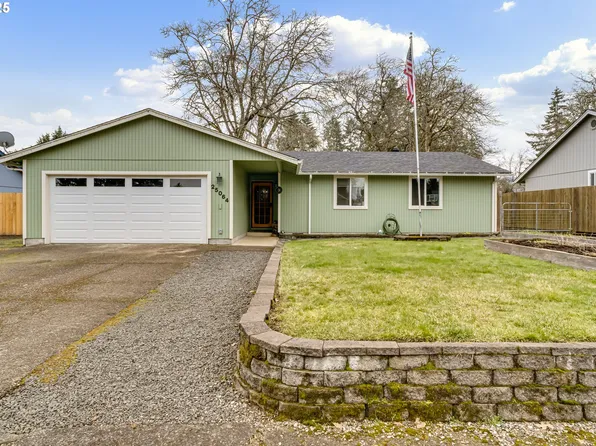 25064 Territorial Ct, Veneta, OR 97487