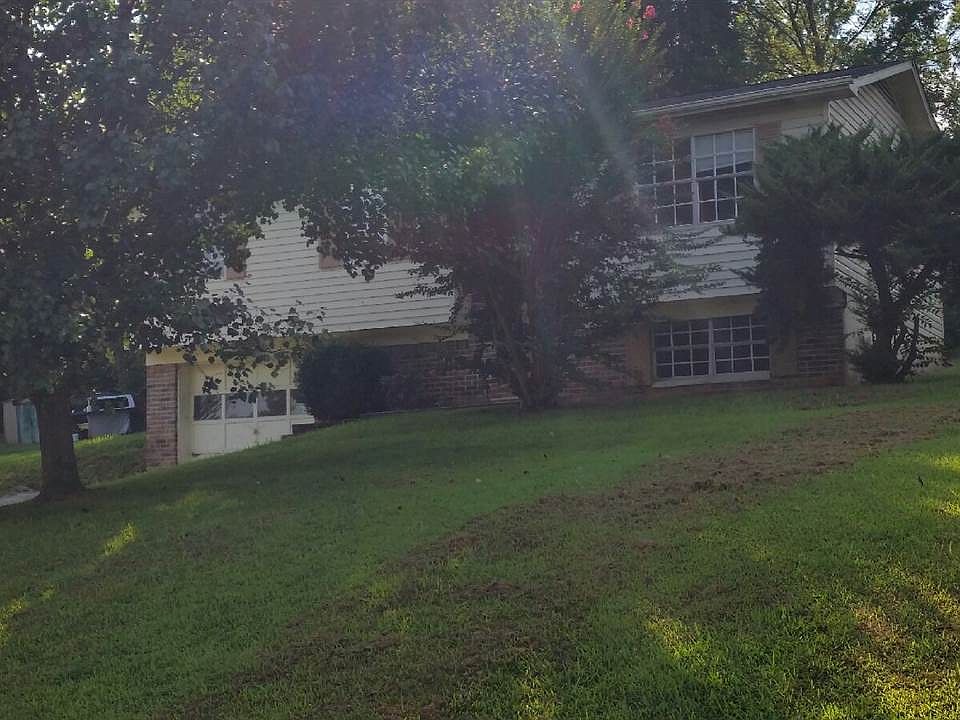 1st image of 5081 Chatata Dr NE