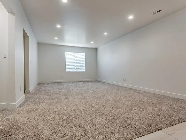 1050 W Albion Meadow Way — Photo 15