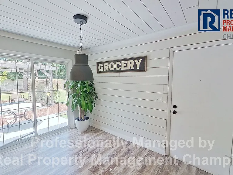 4723 Waltmoor Rd — Photo 12