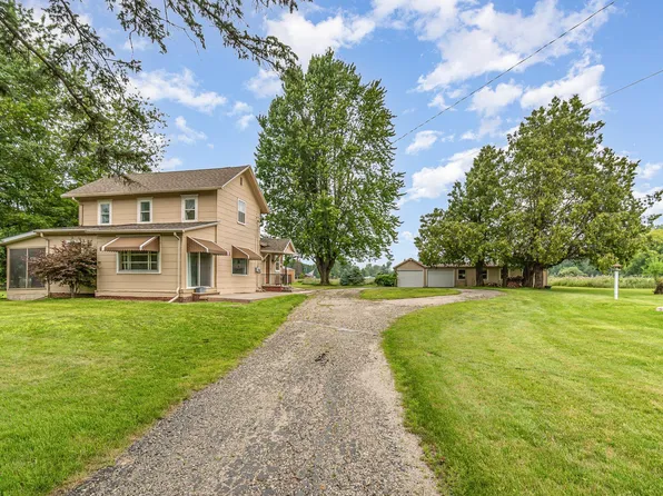 4886 W Lincoln Rd, Alma, MI 48801