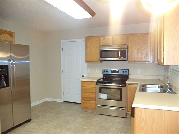 5th image of 4324 Aylesbury Dr