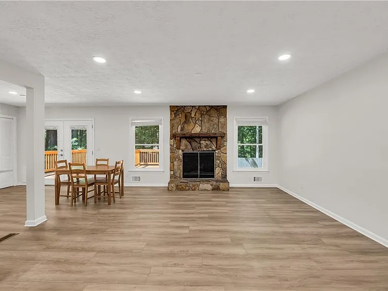 5722 Port Dr — Photo 24