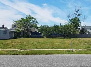 4 12th St N, Brigantine, NJ 08203