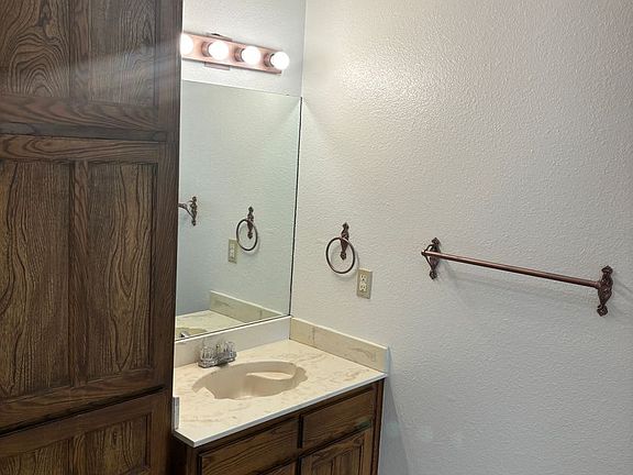 5th image of 4905 Maryanna Way #1