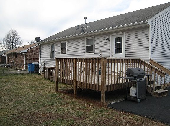 2nd image of 4791 Long Acre Dr NE