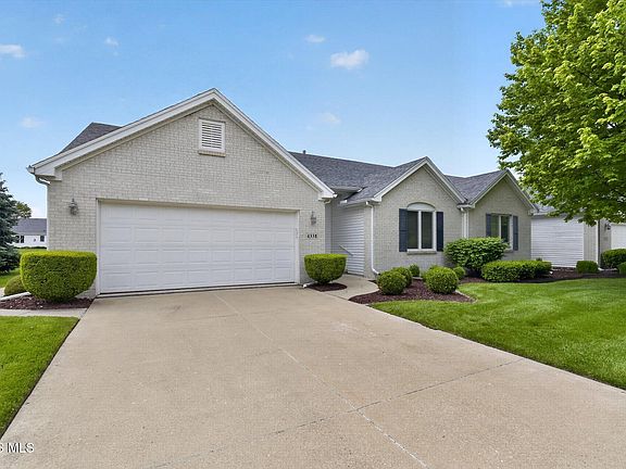 2nd image of 4331 N Watercrest Dr