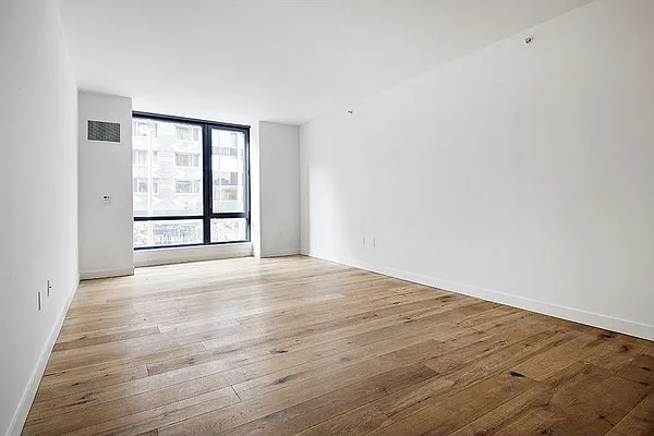 Rented by Compass | media 36