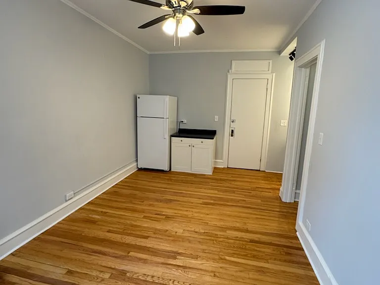 Devonshire Apartments — Photo 8