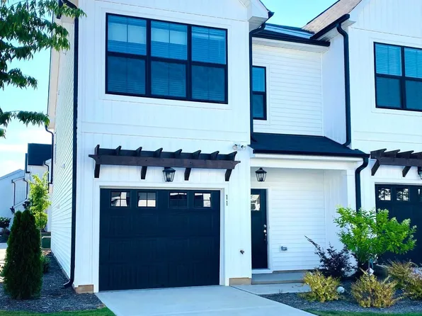 11 S Lenny Dr, Clayton, NC 27520