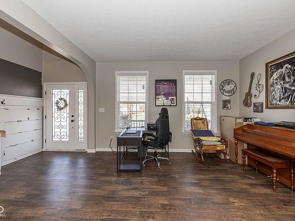 4th image of 1773 Winchester Blvd