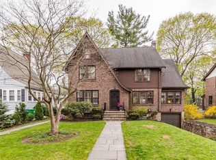 38 Fenno Rd, Newton, MA 02459