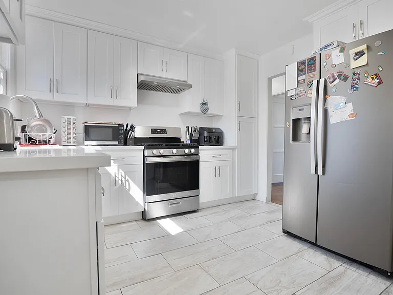 7203 Blackton Dr — Photo 4