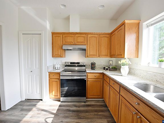 5th image of 5265 Snowflake St SE