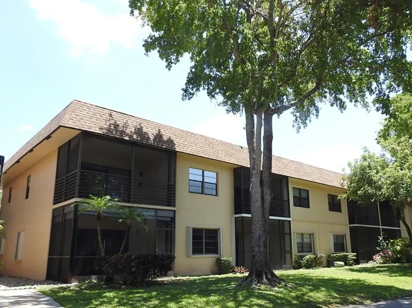 275 Gate Rd #104, Hollywood, FL 33024